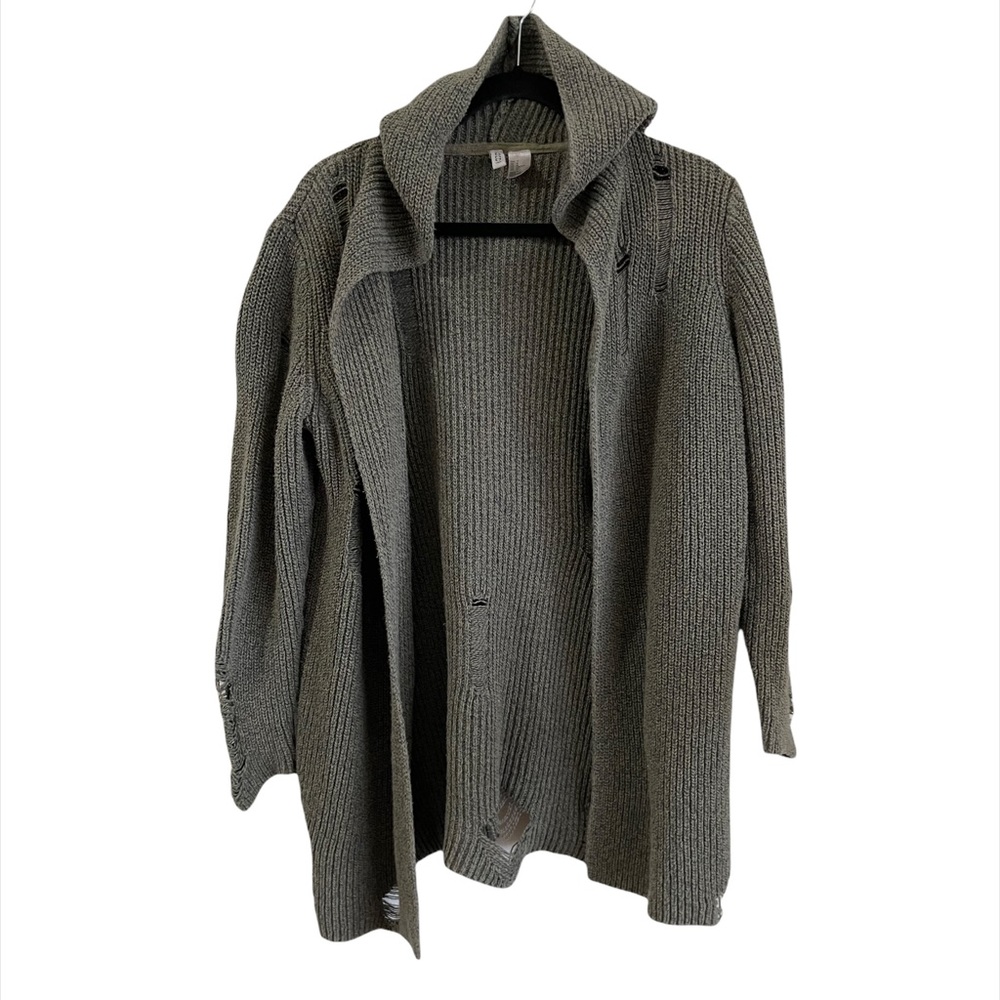 3/$25 
h&m distressed chunky knit hooded jacket sweater dark green size medium